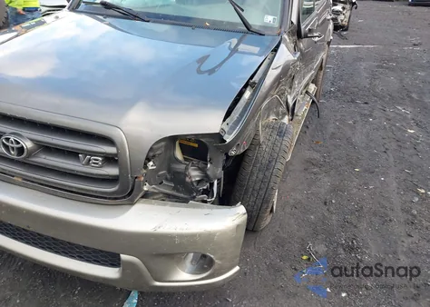 2004 Toyota Sequoia Sr5 V8 from USA, damaged, VIN 5TDBT44A24S231317